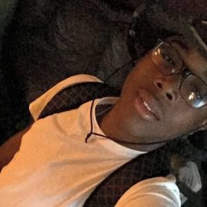 Meet your Posher, Bruce